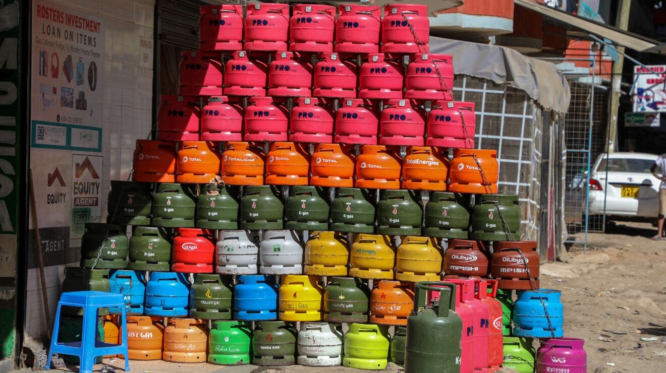 Gas cylinder delivery